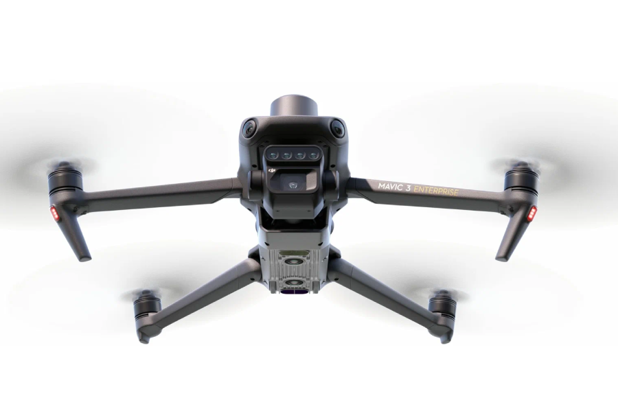 DJI Mavic 3M вид в полете
